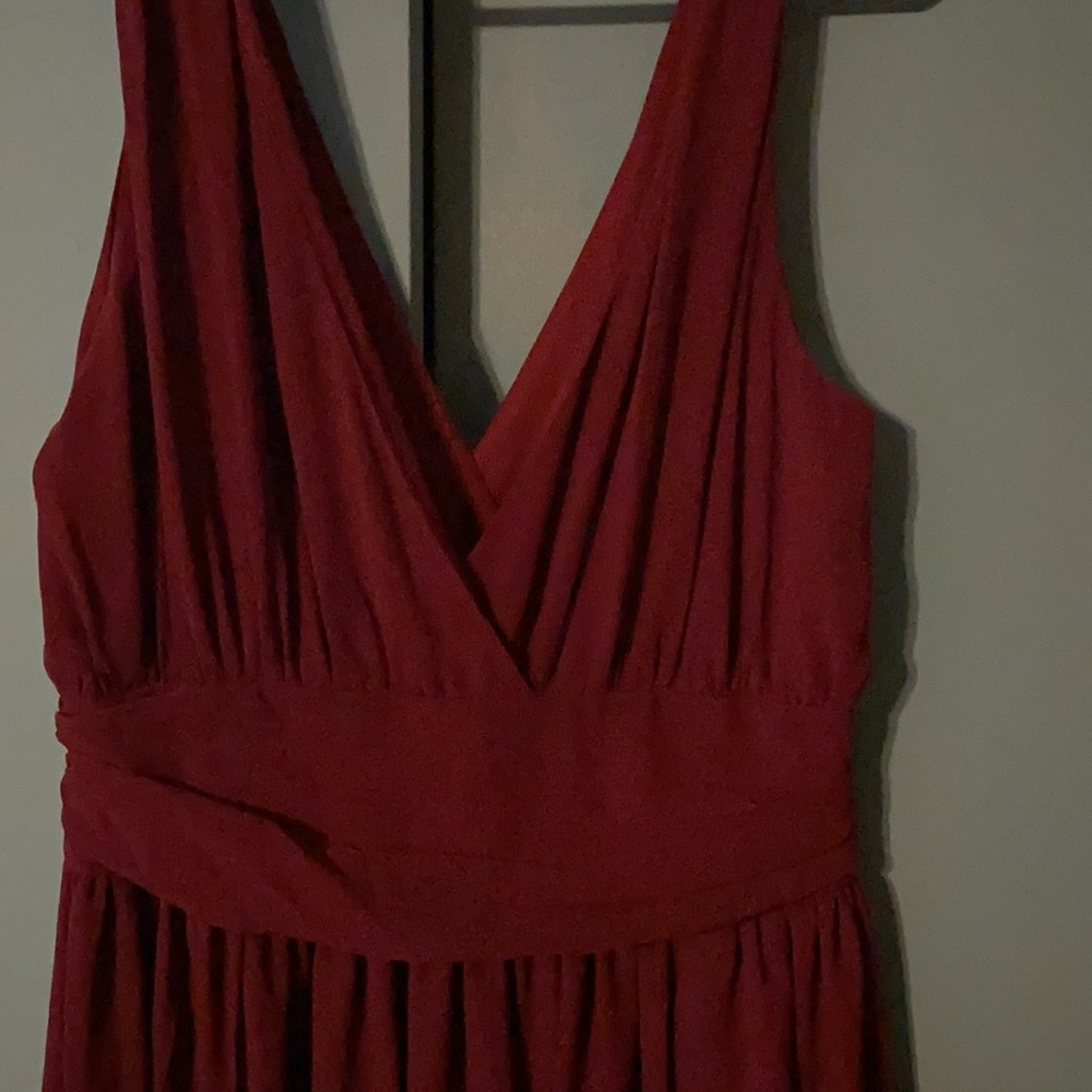 Ankle length maroon v neck dress